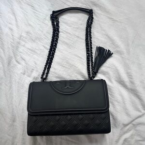 TORY BURCH LARGE FLEMING MATTE CONVERTIBLE SHOULDER BAG